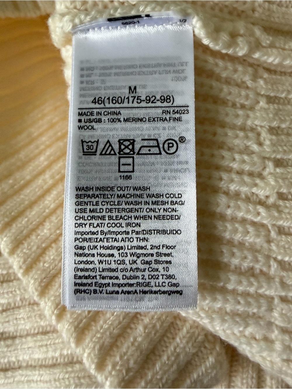 BANANA REPUBLIC Oversized Washable Merino Wool Sweater Vest sz M - Picture 10 of 10